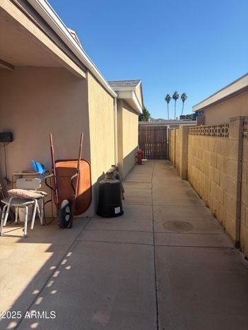 11820 N 30TH Drive, Phoenix, AZ 85029