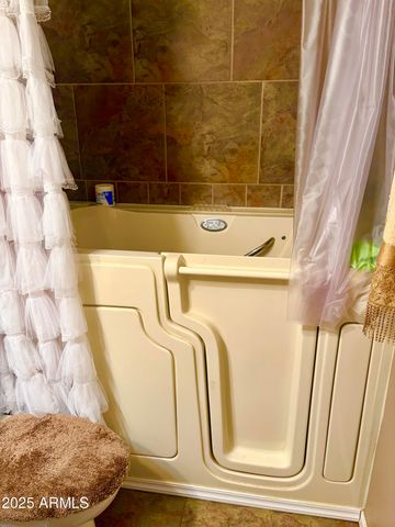 11820 N 30TH Drive, Phoenix, AZ 85029