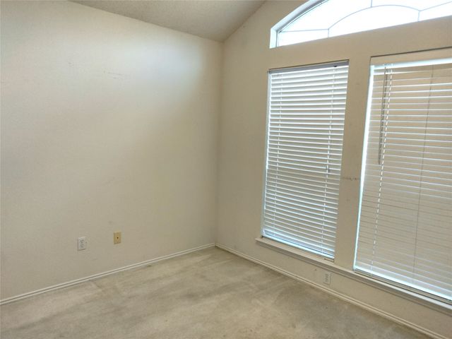 309 Odell Street, Cleburne, TX 76033