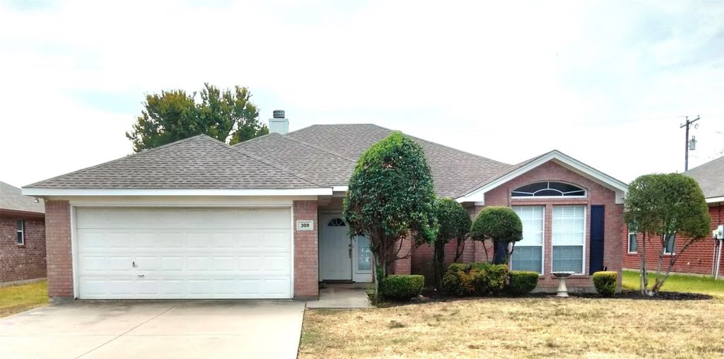 309 Odell Street, Cleburne, TX 76033