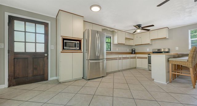 3818 GOCIO ROAD, Sarasota, FL 34235