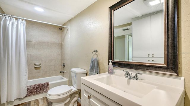 3818 GOCIO ROAD, Sarasota, FL 34235