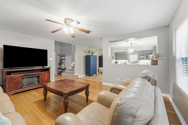 426 Mystic Glen Loop, Kingwood, TX 77339