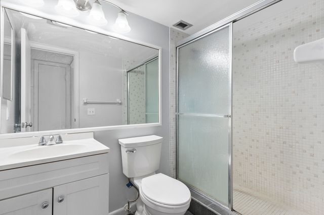 1101 Crystal Lake Drive 309, Deerfield Beach, FL 33064