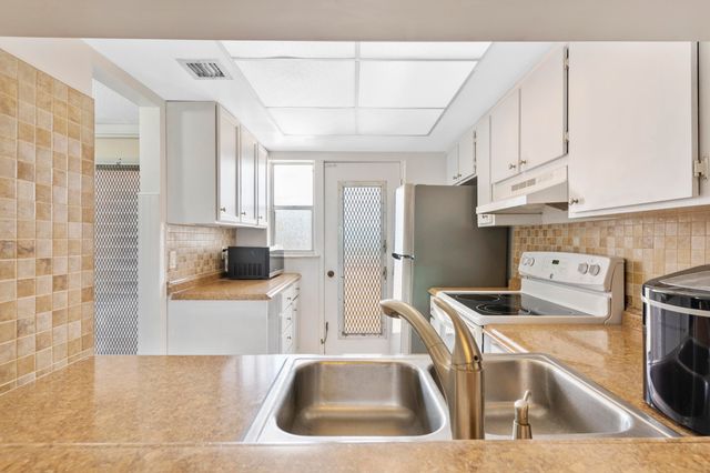 1101 Crystal Lake Drive 309, Deerfield Beach, FL 33064