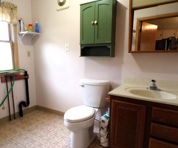 609 E SCHOFIELD AVENUE, Greenwood, WI 54437