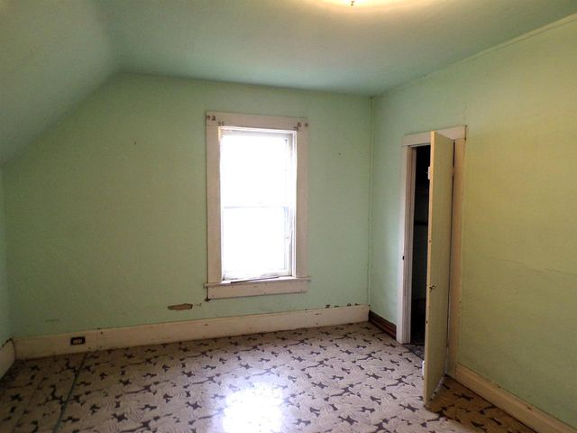 609 E SCHOFIELD AVENUE, Greenwood, WI 54437