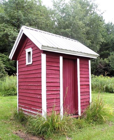 609 E SCHOFIELD AVENUE, Greenwood, WI 54437