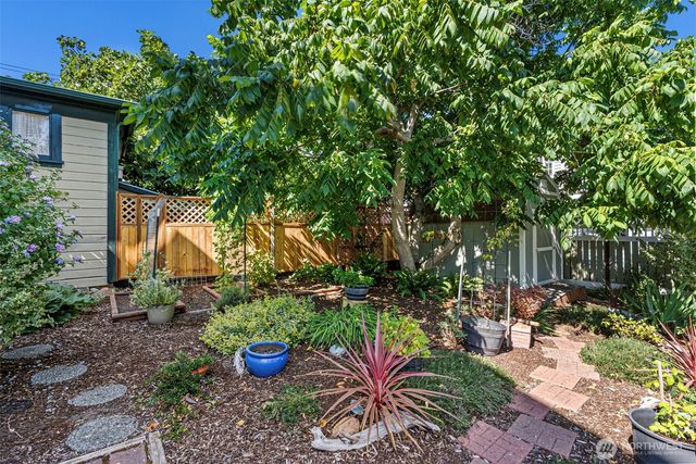 530 Adams Street, Port Townsend, WA 98368