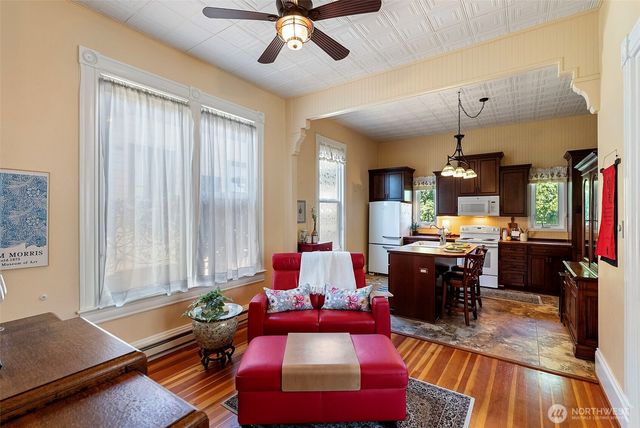 530 Adams Street, Port Townsend, WA 98368