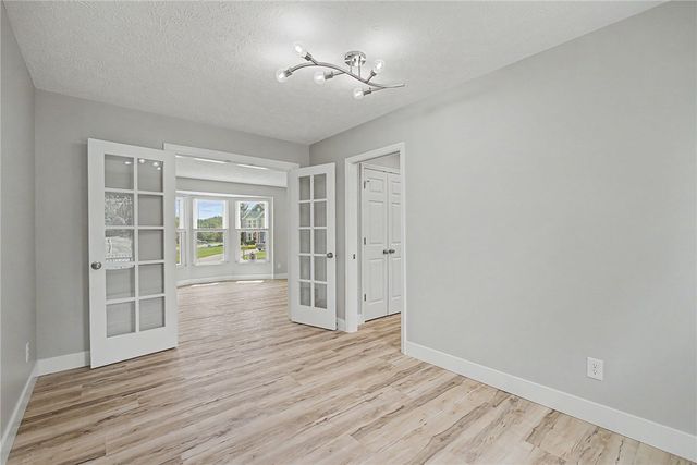 1933 Glen Meadow Way, Beavercreek, OH 45432