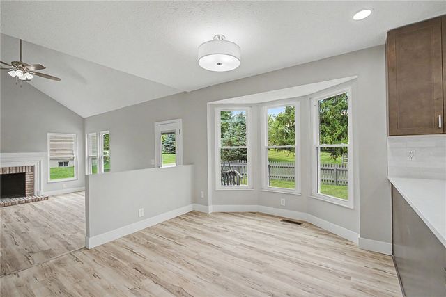 1933 Glen Meadow Way, Beavercreek, OH 45432