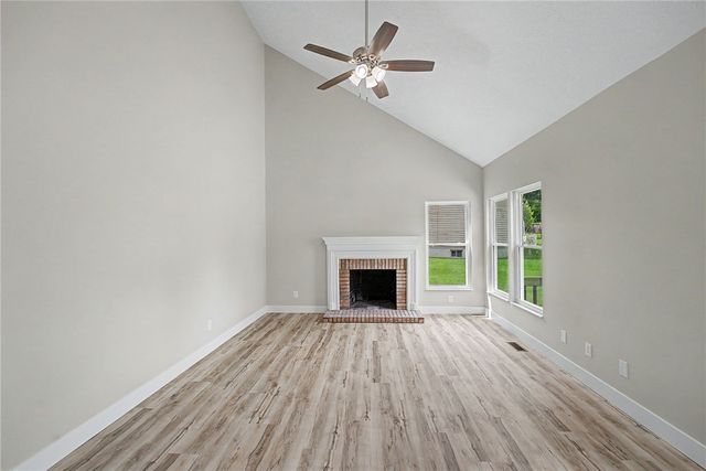 1933 Glen Meadow Way, Beavercreek, OH 45432
