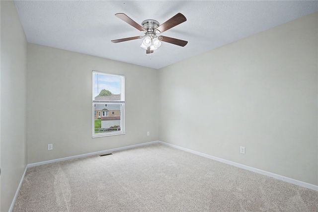 1933 Glen Meadow Way, Beavercreek, OH 45432
