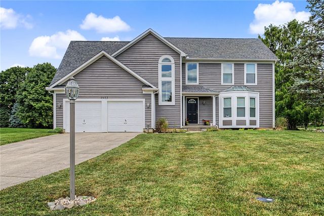 1933 Glen Meadow Way, Beavercreek, OH 45432