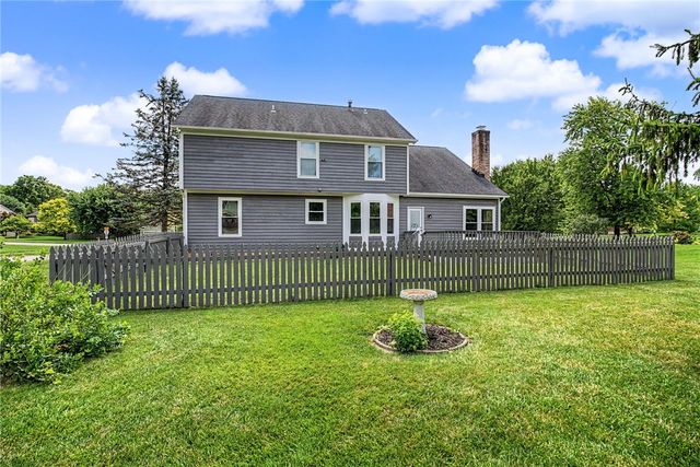1933 Glen Meadow Way, Beavercreek, OH 45432