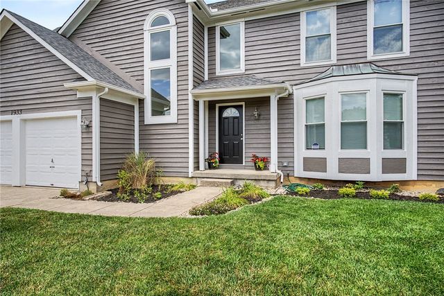 1933 Glen Meadow Way, Beavercreek, OH 45432