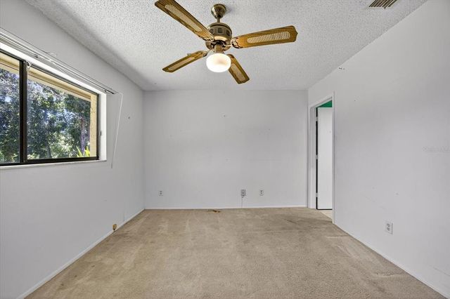 2561 OAKLEAF LANE 40B, Clearwater, FL 33763