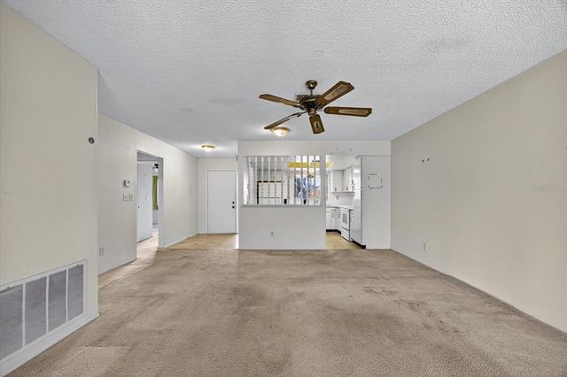 2561 OAKLEAF LANE 40B, Clearwater, FL 33763