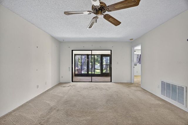 2561 OAKLEAF LANE 40B, Clearwater, FL 33763