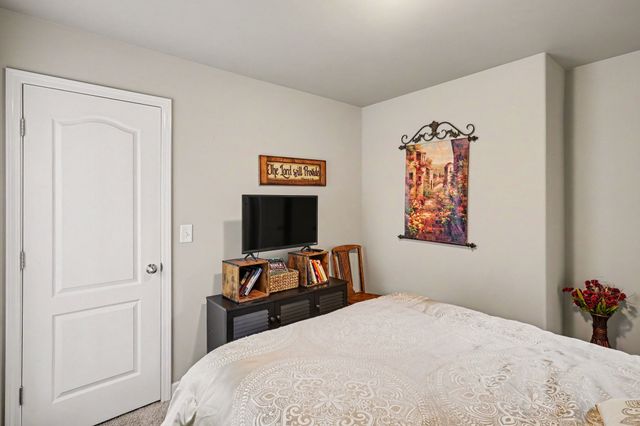 502 Poplar Bnd, Dickson, TN 37055