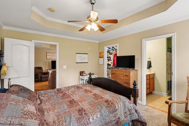 502 Poplar Bnd, Dickson, TN 37055