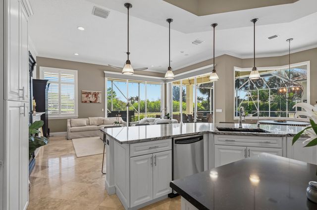 281 SW Hatteras Court, Palm City, FL 34990