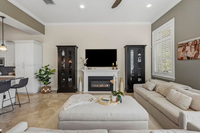 281 SW Hatteras Court, Palm City, FL 34990