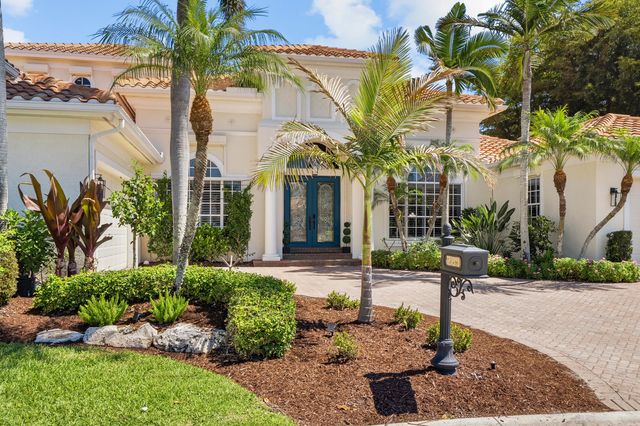 281 SW Hatteras Court, Palm City, FL 34990