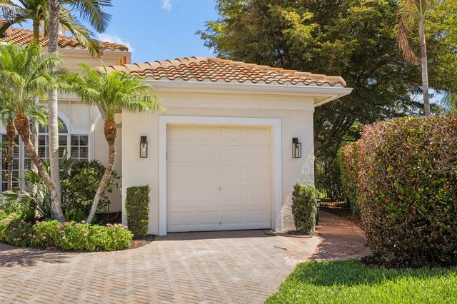 281 SW Hatteras Court, Palm City, FL 34990