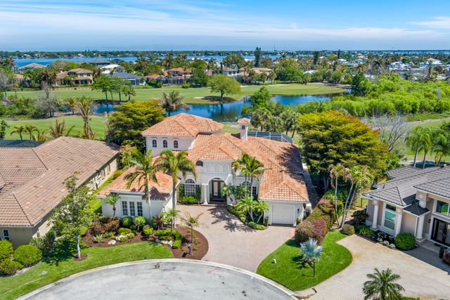 281 SW Hatteras Court, Palm City, FL 34990