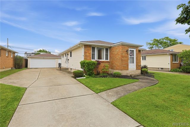 75 Glenside Avenue, Tonawanda, NY 14223