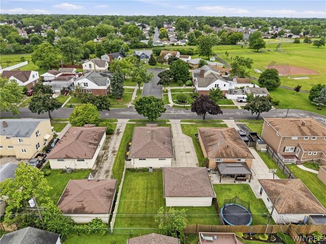 75 Glenside Avenue, Tonawanda, NY 14223