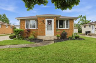 75 Glenside Avenue, Tonawanda, NY 14223