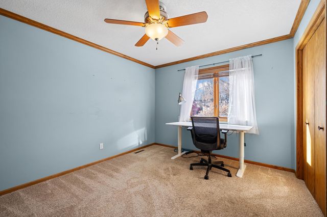 15165 Ellen Circle SE, Prior Lake, MN 55372