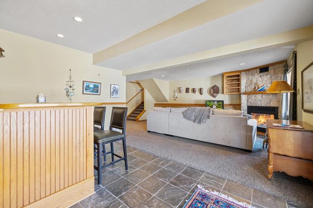 15165 Ellen Circle SE, Prior Lake, MN 55372