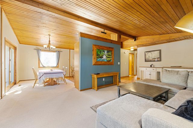 15165 Ellen Circle SE, Prior Lake, MN 55372