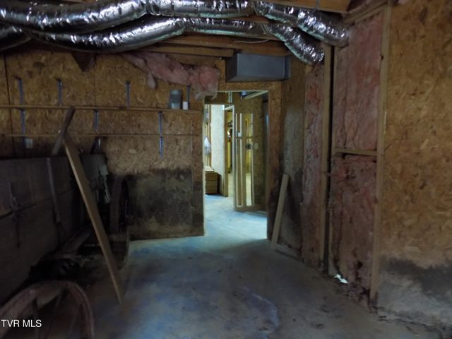 185 Lovin Rd, Mooresburg, TN 37811