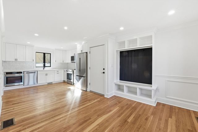 278 Hillside Avenue, Arlington, MA 02476