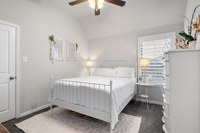 1601 Trinidad Way, Lantana, TX 76226