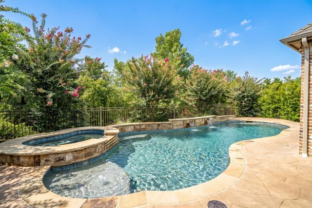 1601 Trinidad Way, Lantana, TX 76226