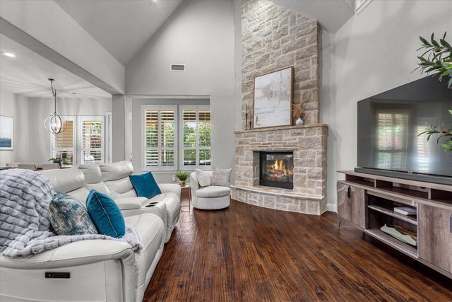 1601 Trinidad Way, Lantana, TX 76226