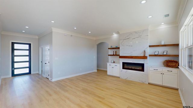 11451 Tucker Circle, Flint, TX 75762