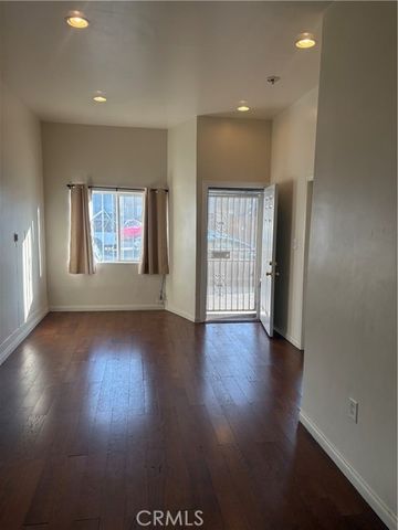 223 E Eagle, Long Beach, CA 90806