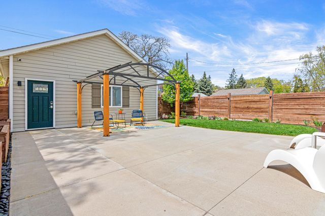 5228 47th Avenue S, Minneapolis, MN 55417
