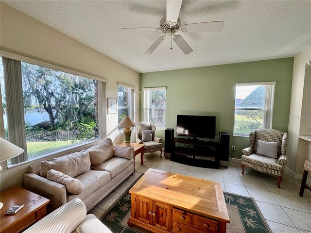 9411 DISCOVERY TERRACE 102B, Bradenton, FL 34212