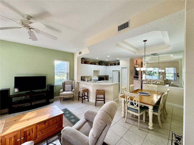 9411 DISCOVERY TERRACE 102B, Bradenton, FL 34212