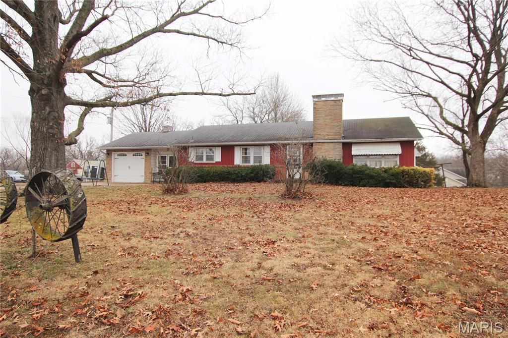 286 E Springfield Avenue, Gerald, MO 63037