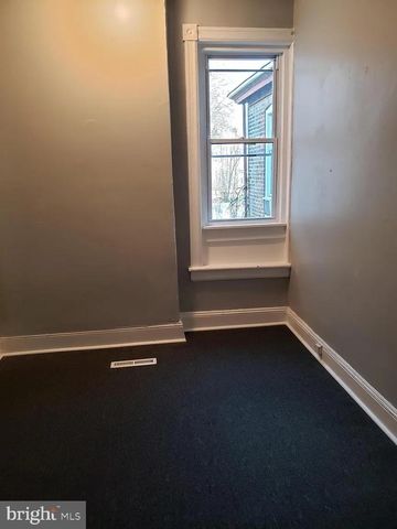 618 STUYVESANT AVE, Trenton, NJ 08618