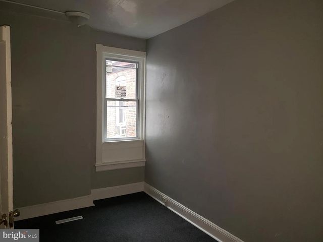 618 STUYVESANT AVE, Trenton, NJ 08618